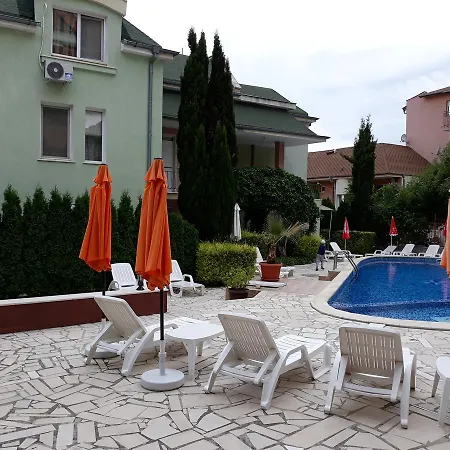 公寓 Ralitsa Saint Vlas 圣弗拉斯